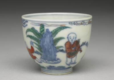 图片[3]-Cup with boys in a garden in doucai color, Ming dynasty, Chenghua reign, 1465-1487-China Archive